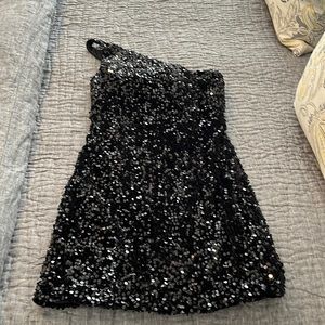 Glitter One-Shoulder Black Homecoming Dress With Sequins
